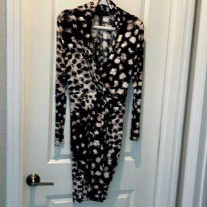 Karen Kane Size M long sleeve dress